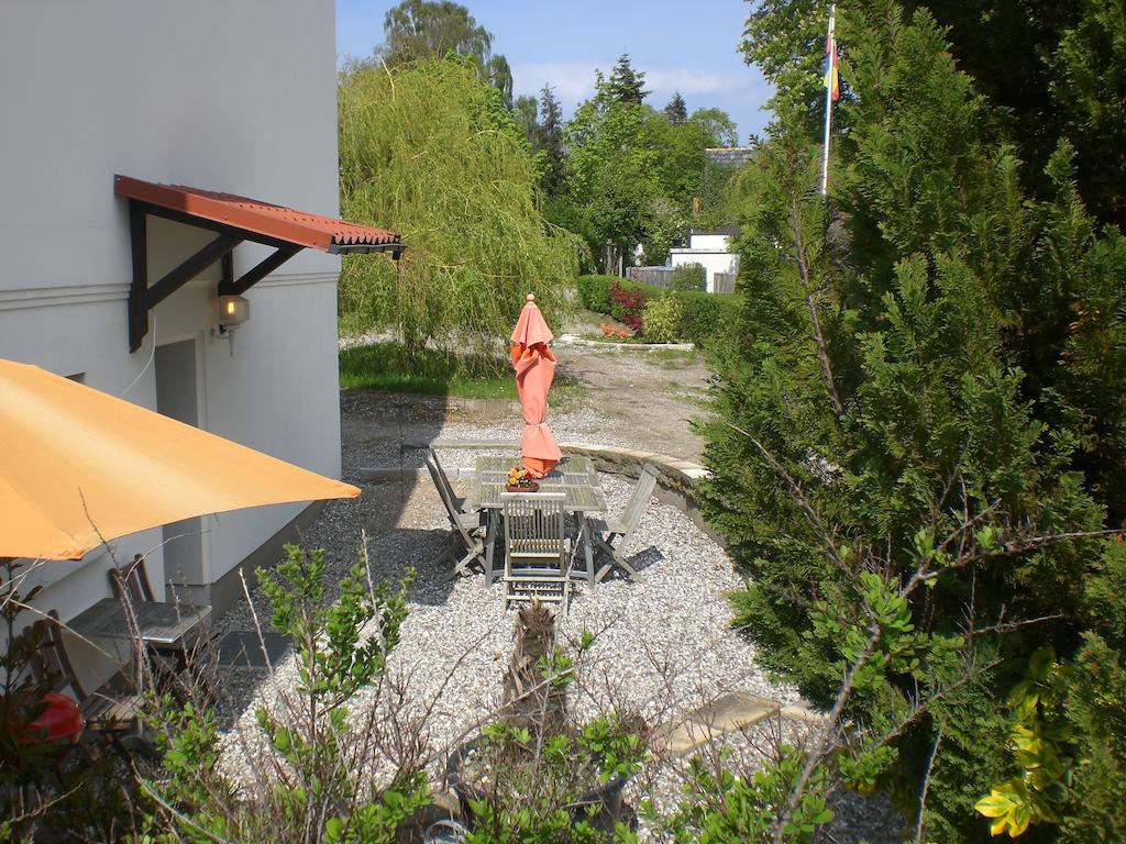 Zur Weide Hotel Boltenhagen  Bagian luar foto